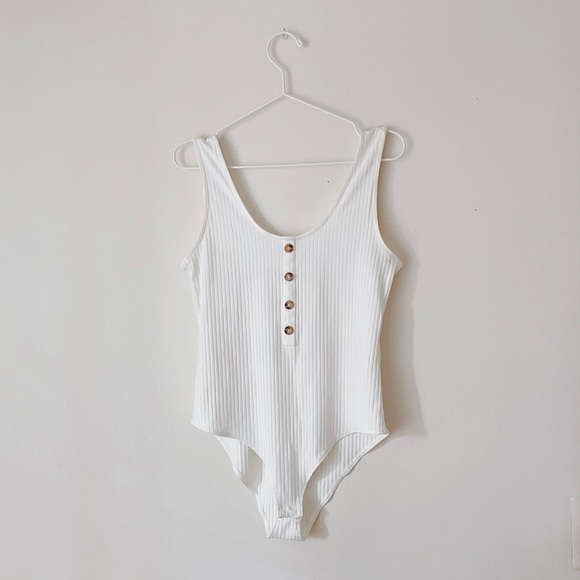 H&M Ribbed Bodysuit - Picture 2 of 5